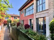 Case e ville in vendita di 140 m² in Strada Ugozzolo, 139