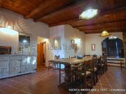 Case e ville in vendita di 140 m² in Via Abbatoggia