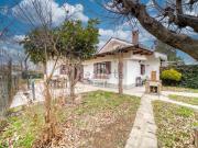 Case e ville in vendita di 140 m² in Via Arona, 74