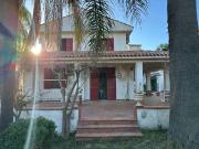 Case e ville in vendita di 140 m² in Via del Gambero, 6