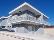 Case e ville in vendita di 140 m² in Via fratelli bandiera