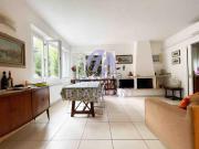 Case e ville in vendita di 140 m² in Via Italia