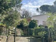 Case e ville in vendita di 140 m² in Via Parigi