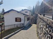 Case e ville in vendita di 140 m² in Via Piani Resinelli