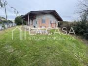 Case e ville in vendita di 140 m² in Via Saletto Mazzurin