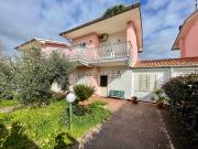 Case e ville in vendita di 140 m² in Via San Antonio