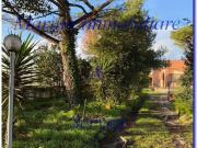 Case e ville in vendita di 140 m² in Viale G. Pavoncelli, 69