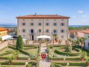 Case e ville in vendita di 1415 m²