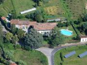 Case e ville in vendita di 1417 m²