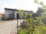 Case e ville in vendita di 142 m² in Via Sicilia, 12