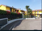 Case e ville in vendita di 143 m² in Via Giulio Verne