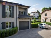 Case e ville in vendita di 144 m² in Via Elba