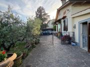 Case e ville in vendita di 145 m² in Via Baco