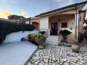 Case e ville in vendita di 145 m² in Via Merano, 12