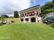 Case e ville in vendita di 145 m² in Via Piani