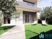 Case e ville in vendita di 146 m² in Via 2 Giugno