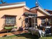 Case e ville in vendita di 147 m² in Via San Caterina