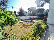 Case e ville in vendita di 147 m² in Via Terracina, 144