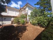 Case e ville in vendita di 148 m² in Via Chiusa Nuova