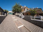 Case e ville in vendita di 148 m² in Via Don Umberto Terenzi