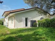 Case e ville in vendita di 148 m² in Via Volpina