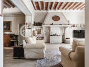 Case e ville in vendita di 1500 m² in Via il Monte, 3