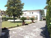 Case e ville in vendita di 150 m² Case e ville in vendita di 150 m²