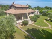 Case e ville in vendita di 150 m² in Località Bandita