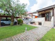 Case e ville in vendita di 150 m² in Via Bernardo...