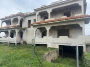 Case e ville in vendita di 150 m² in Via di Cavallo Morto