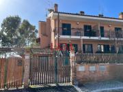 Case e ville in vendita di 150 m² in Via Giulio Cesare...