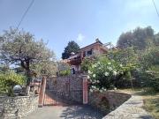 Case e ville in vendita di 150 m² in Via Pastene