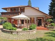 Case e ville in vendita di 150 m² in Via Poggio al Frate