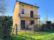 Case e ville in vendita di 150 m² in Via Rocchetti, 10