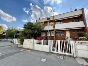 Case e ville in vendita di 151 m² in Via Renato Rumpianesi
