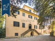 Case e ville in vendita di 1527 m²