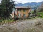 Case e ville in vendita di 152 m² in Via Pineta