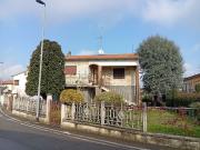 Case e ville in vendita di 153 m² in Via Giacomo...