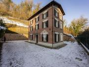 Case e ville in vendita di 154 m² in Via Landa, 147