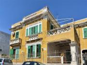 Case e ville in vendita di 157 m² in Via Nazionale