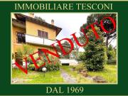 Case e ville in vendita di 158 m² in Via Leonardo Da...