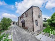 Case e ville in vendita di 158 m² in Via Vallalbana, 48