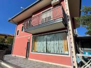 Case e ville in vendita di 160 m² in Via della Azalea