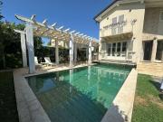 Case e ville in vendita di 160 m² in Via della Svolta