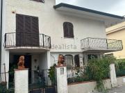 Case e ville in vendita di 160 m² in Via Eudemio e...