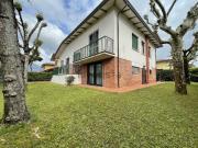 Case e ville in vendita di 160 m² in Via Leonardo Da...