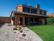 Case e ville in vendita di 160 m² in Via Maurice Ravel, 137