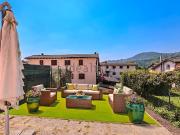 Case e ville in vendita di 160 m² in Via Santa Teresa