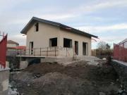 Case e ville in vendita di 160 m² in Via Suriente