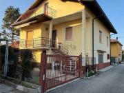 Case e ville in vendita di 160 m² in Vicolo Maria...